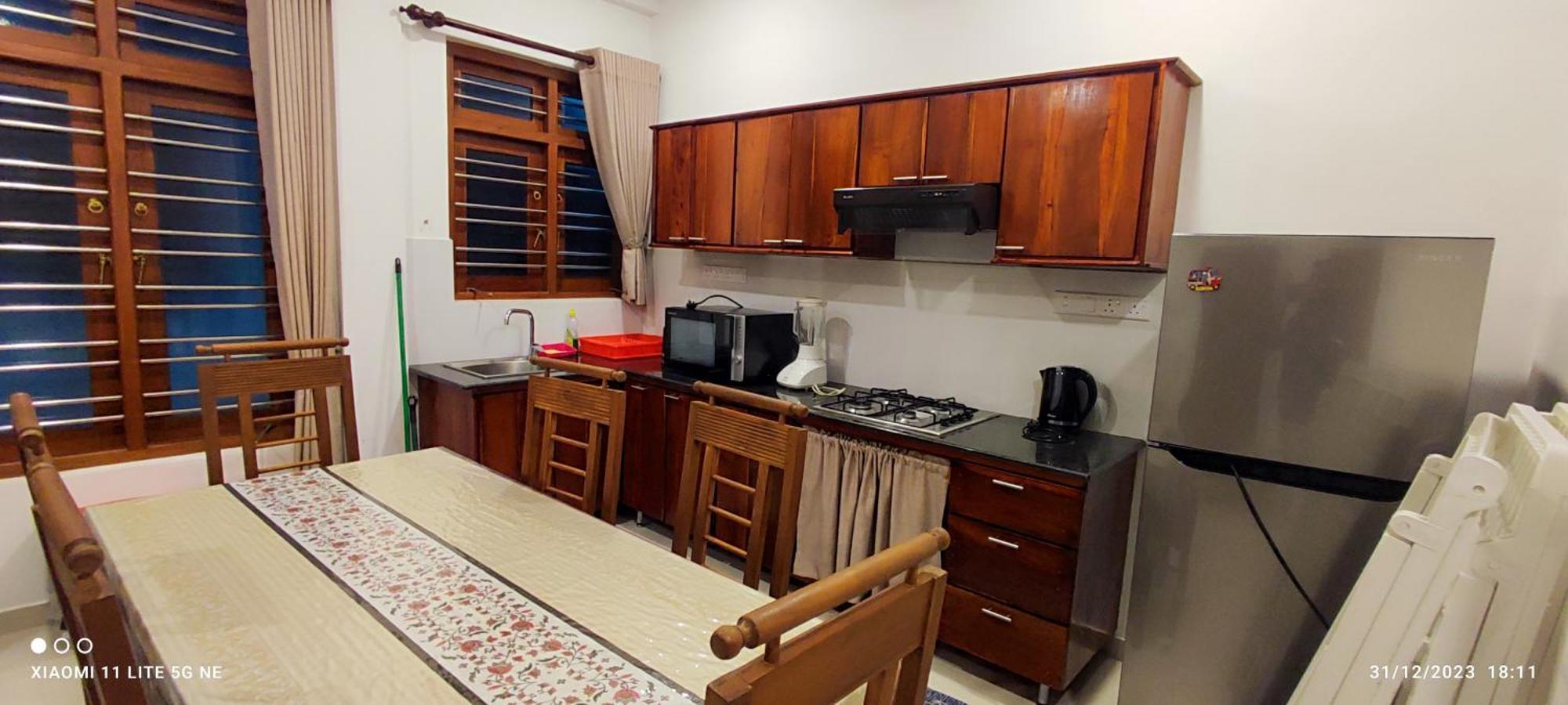 Villa Tanzanite Hikkaduwa Esterno foto