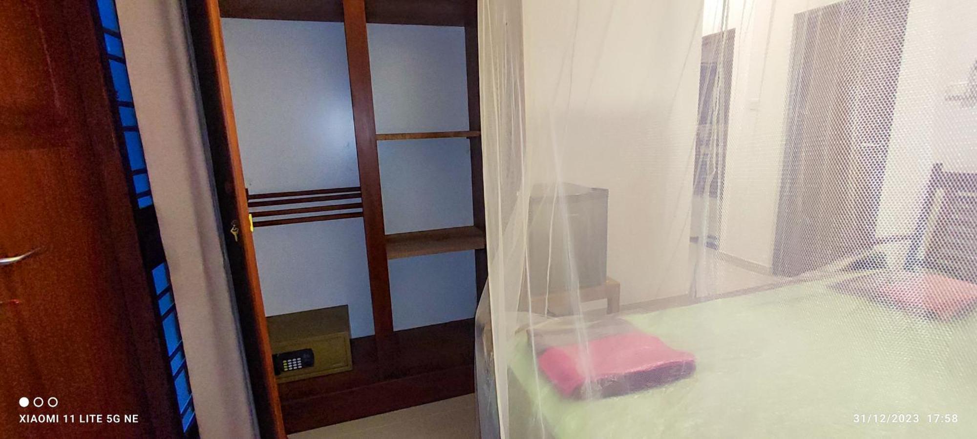 Villa Tanzanite Hikkaduwa Esterno foto